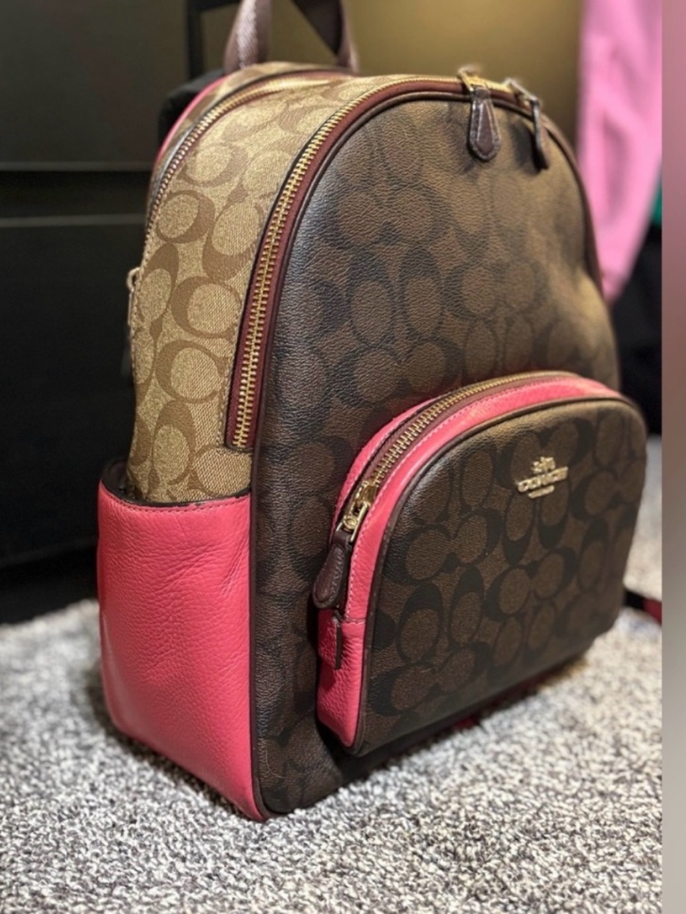 Coach Court Backpack in Signature Canvas with Color-Blocked - Picture 4 of 12